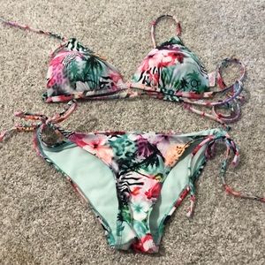 Floral bikini